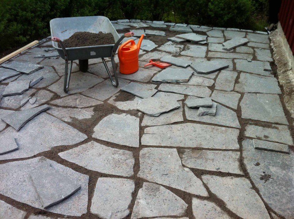 Gammal uteplats blir ny - Stenbolaget