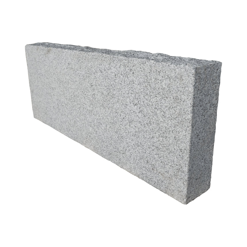 Granitkantsten Bergama RVB4 Combi Grå Rak 700 - 1100 - Stenbolaget