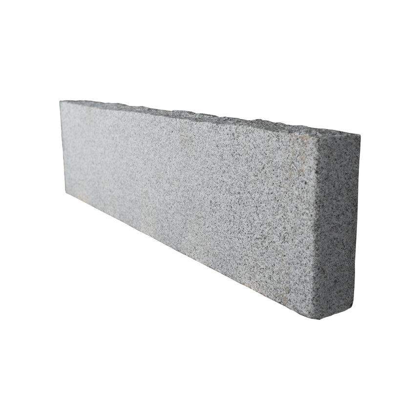 Granitkantsten Bergama RVB6 Combi Grå Rak 700 - 1100 - Stenbolaget