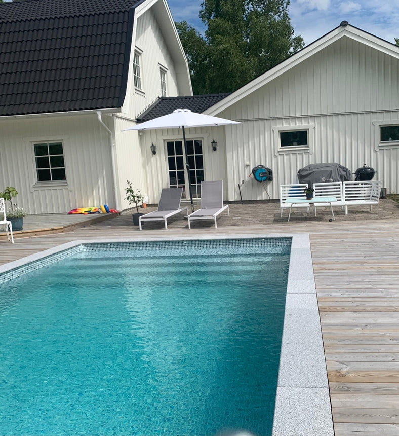 Poolsten Bergama Granit Rak Grå 600x300 - Stenbolaget