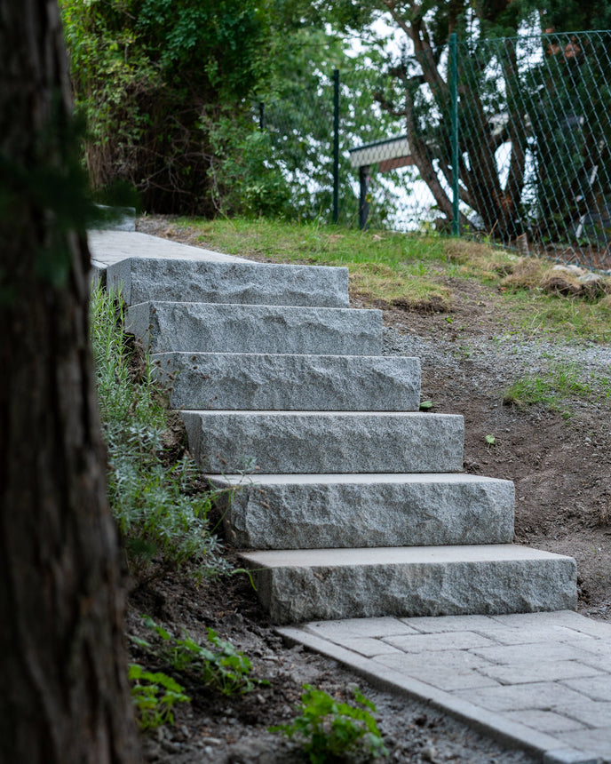 Stentrappa Bergama Granit Grå Premium - Stenbolaget