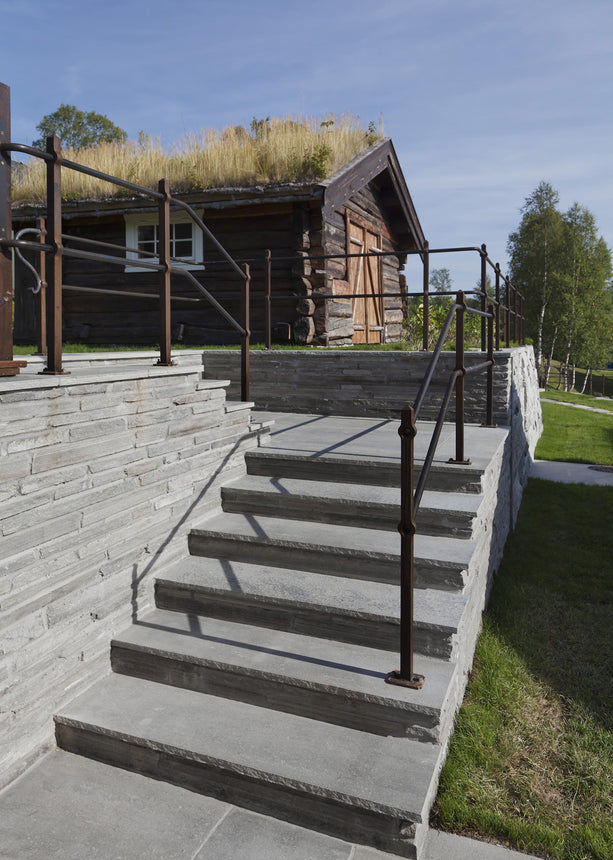 Oppdal Trappbeklädnad Natur Fallande x350x30-40 | Stenbolaget.