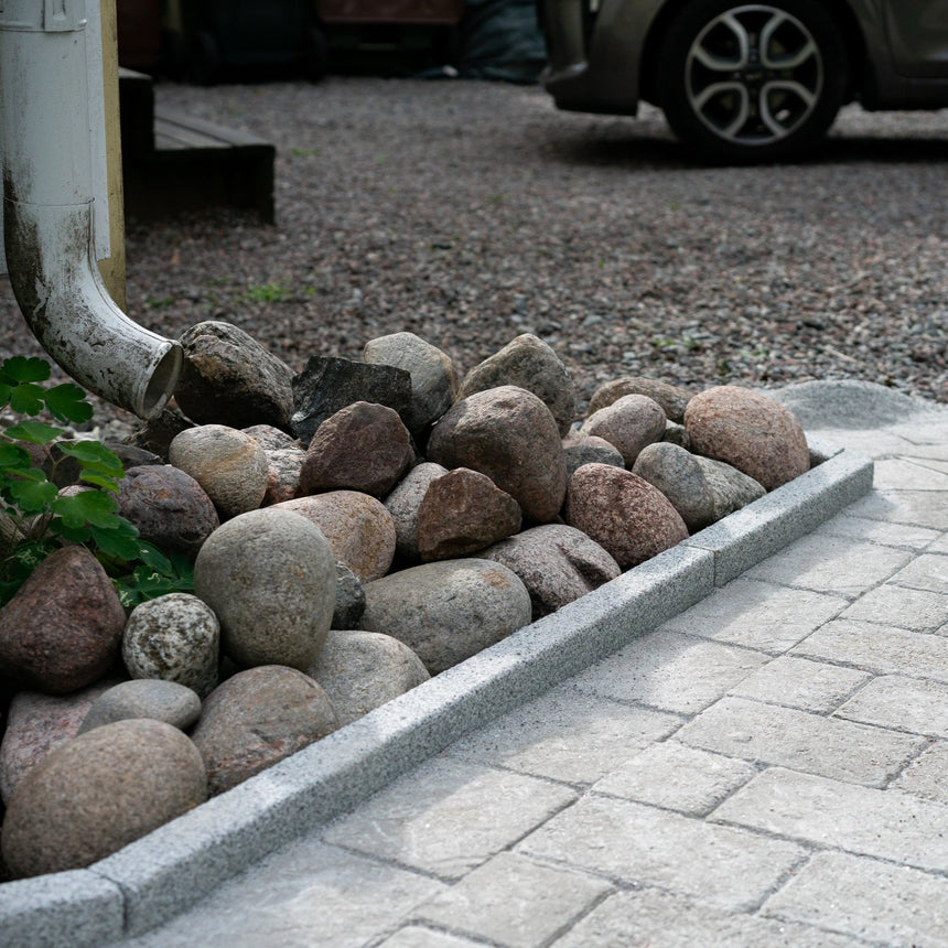 Trädgårdskantsten Bergama Granit XL Modern Grå