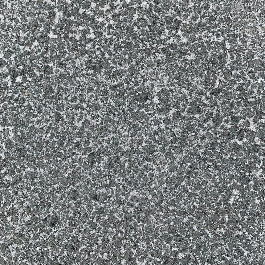 Bergama Granit Poolsten Grafitgrå Materialprov - Stenbolaget