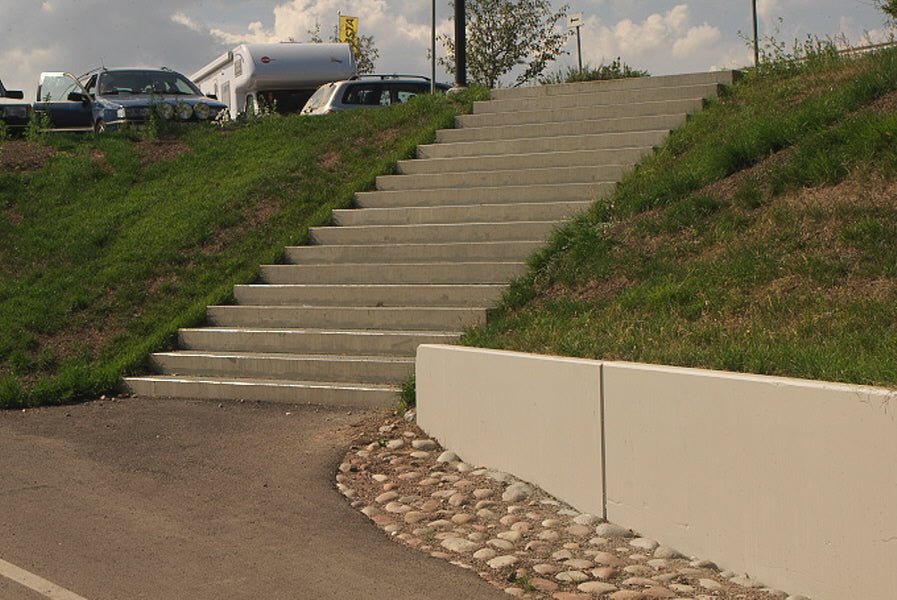 Blocksteg Grå 1000x300x150 - Stenbolaget