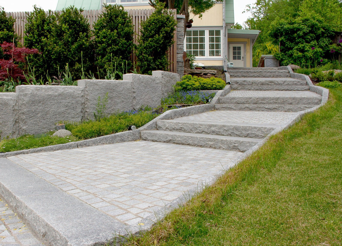 Blockstensmur Bergama Granit Rustik Grå 1000x400 - Stenbolaget