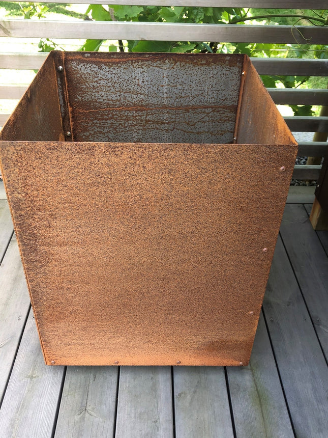 Corten Kruka m Botten 450x450x550 - Stenbolaget