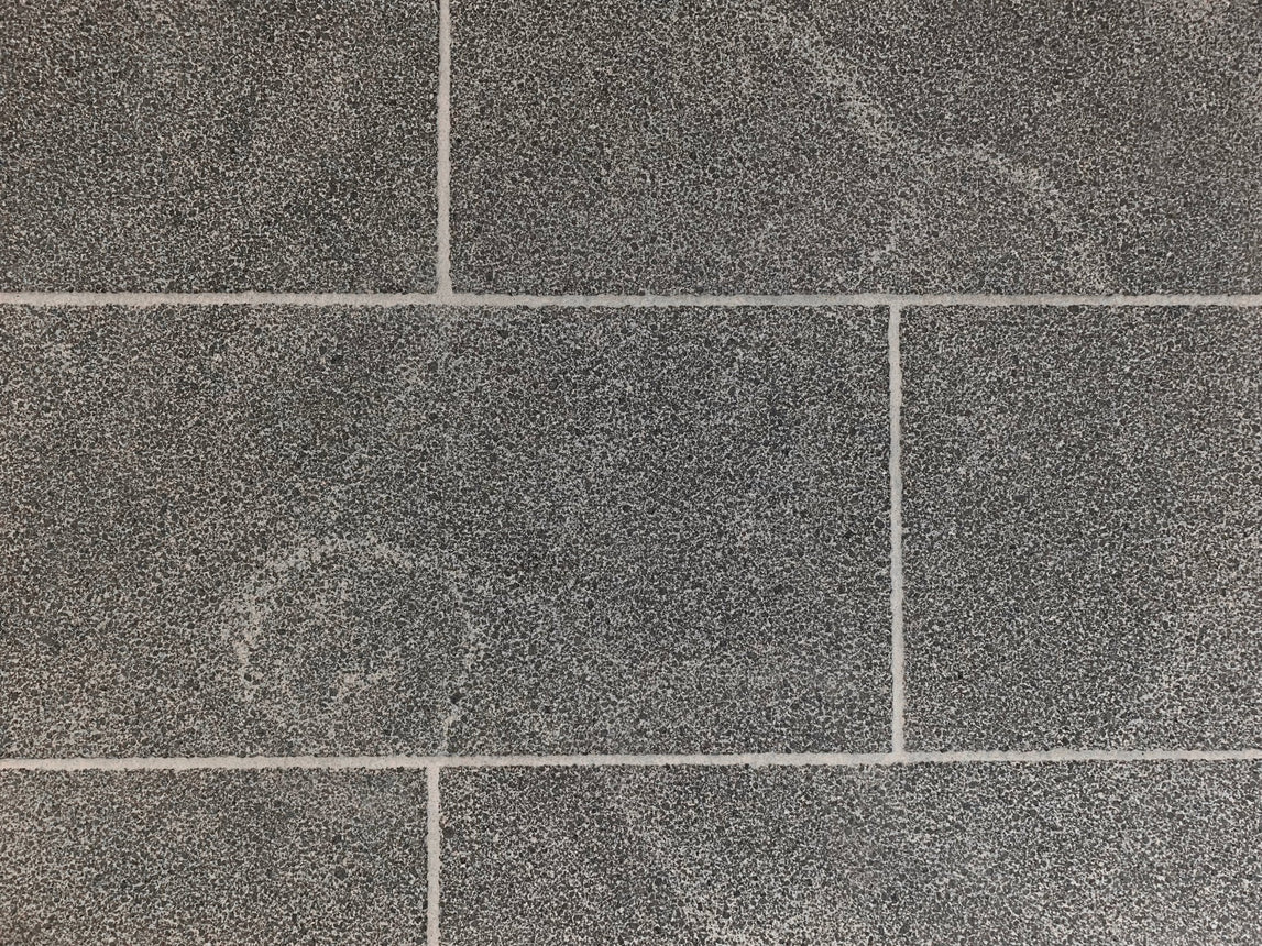 Granithäll Grafitgrå 600x300x30 - Stenbolaget