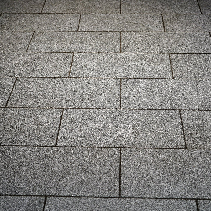 Granithäll Grafitgrå 600x300x30 - Stenbolaget