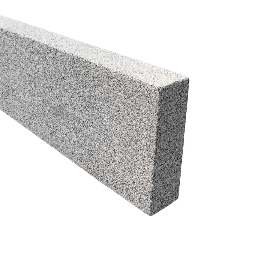 Granitkantsten Bergama GV4 Grå Rak Modern 700 - 1100 - Stenbolaget