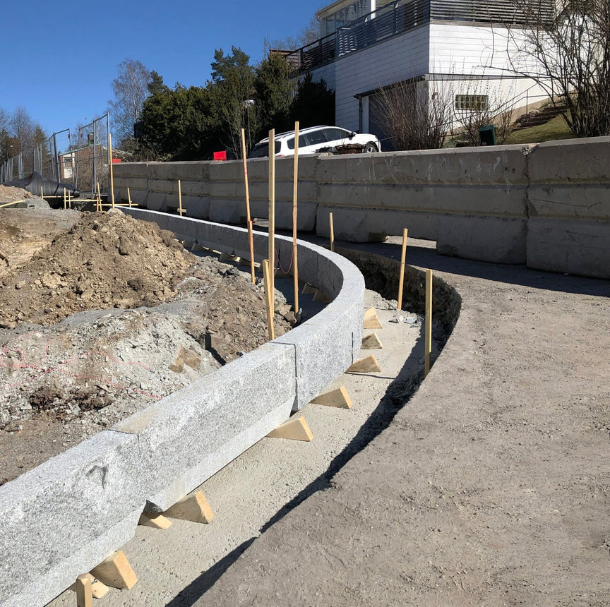 Granitkantsten Bergama RV2 Grå Radie 2,0 500 - 1100 - Stenbolaget