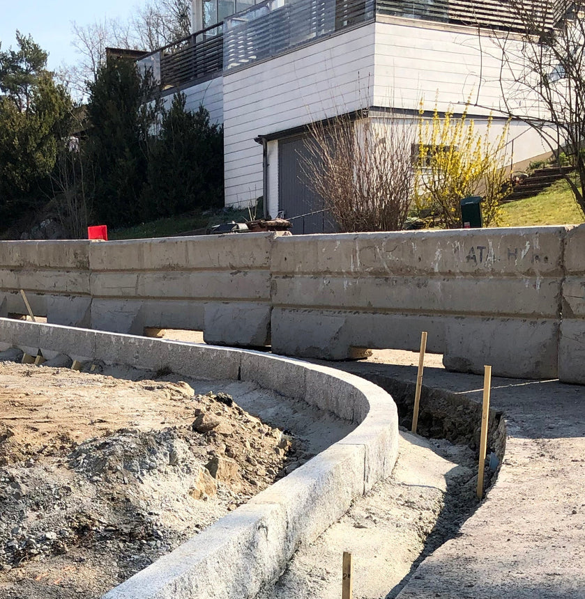 Granitkantsten Bergama RV2 Grå Radie 4,5 500 - 1100 - Stenbolaget
