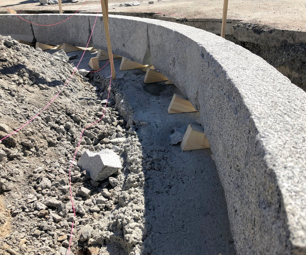Granitkantsten Bergama RV4 Grå Radie 0,75 500 - 1100 - Stenbolaget