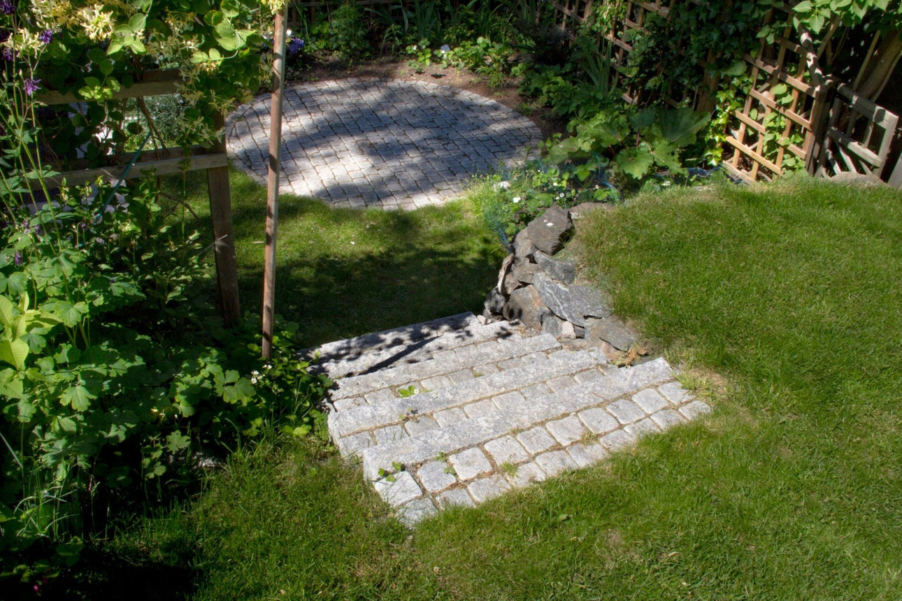 Granitkantsten Bergama RV4 Rak Grå 700 - 1100 - Stenbolaget