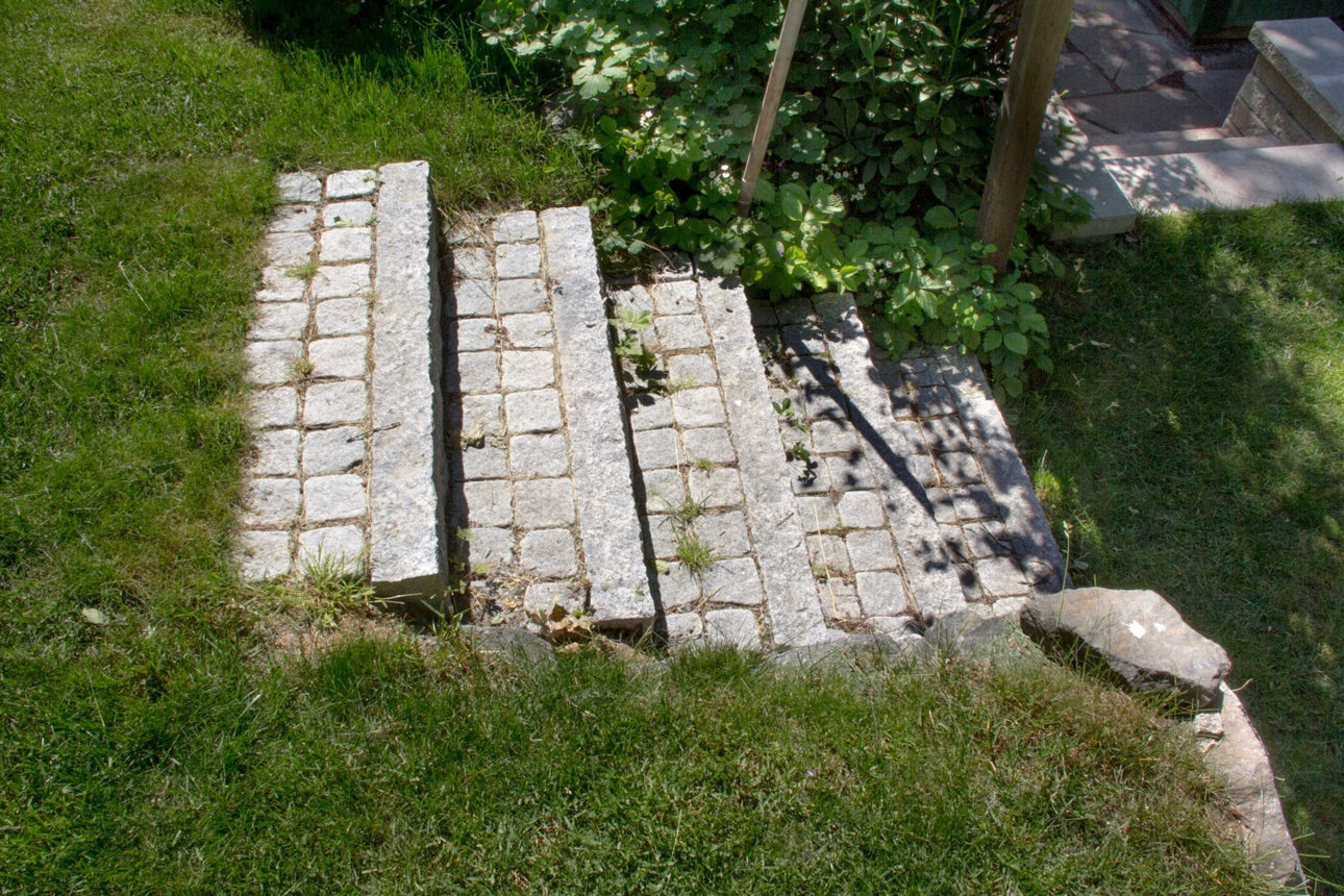 Granitkantsten Bergama RV4 Rak Grå 700 - 1100 - Stenbolaget