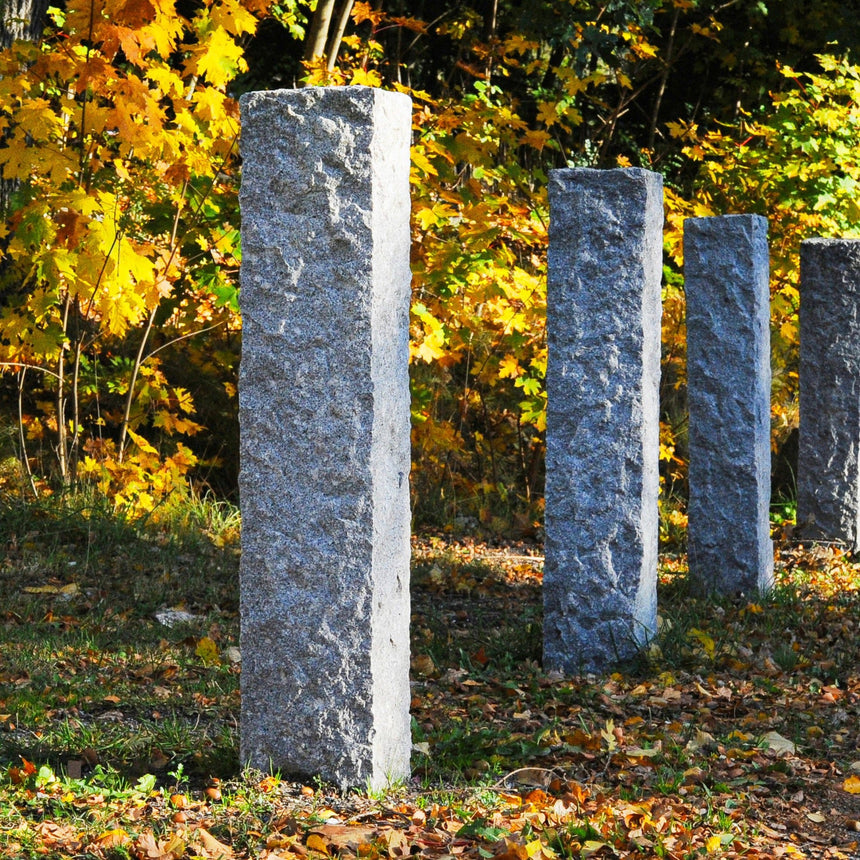 Granitstolpe Bergama Grå Rustik 1500x250x250 - Stenbolaget