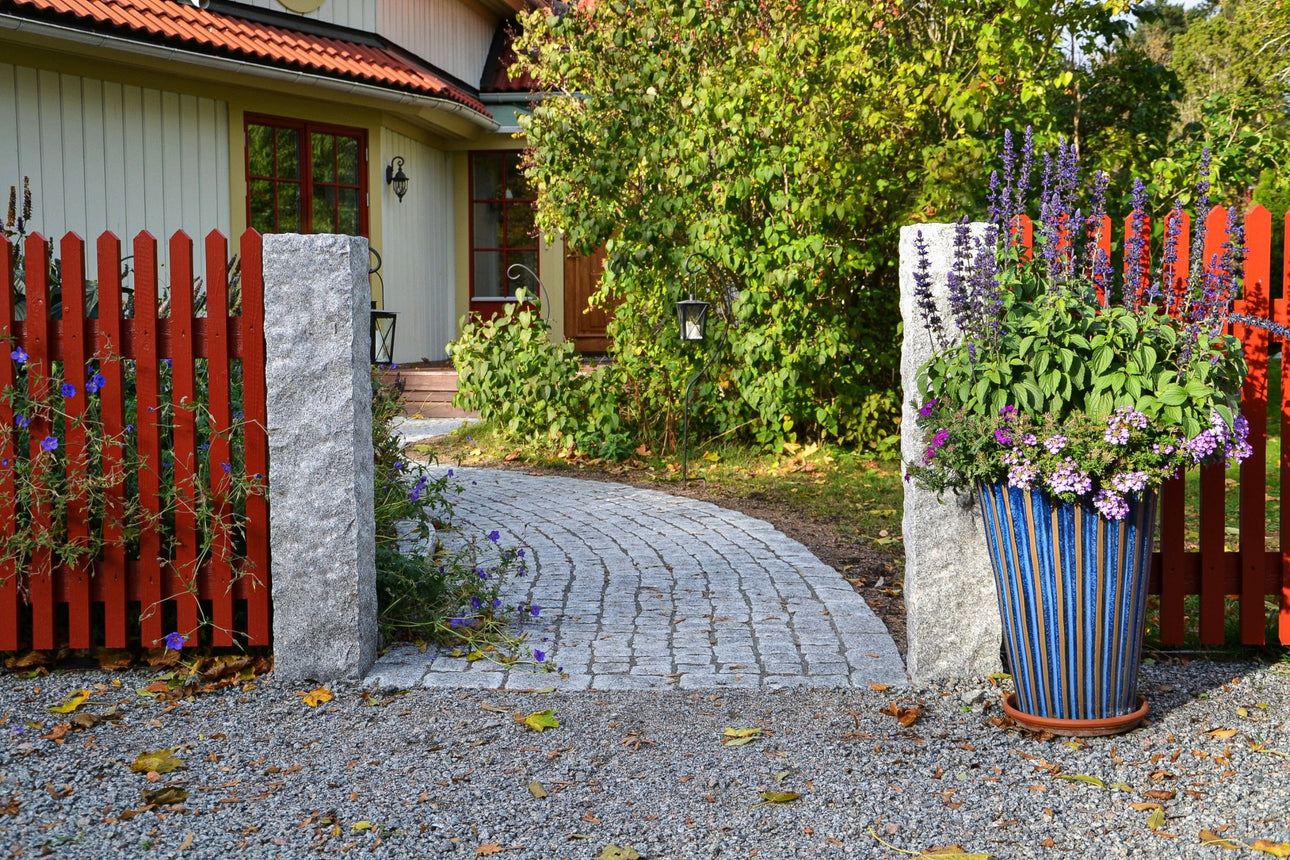 Granitstolpe Bergama Grå Rustik 2300x400x400 - Stenbolaget