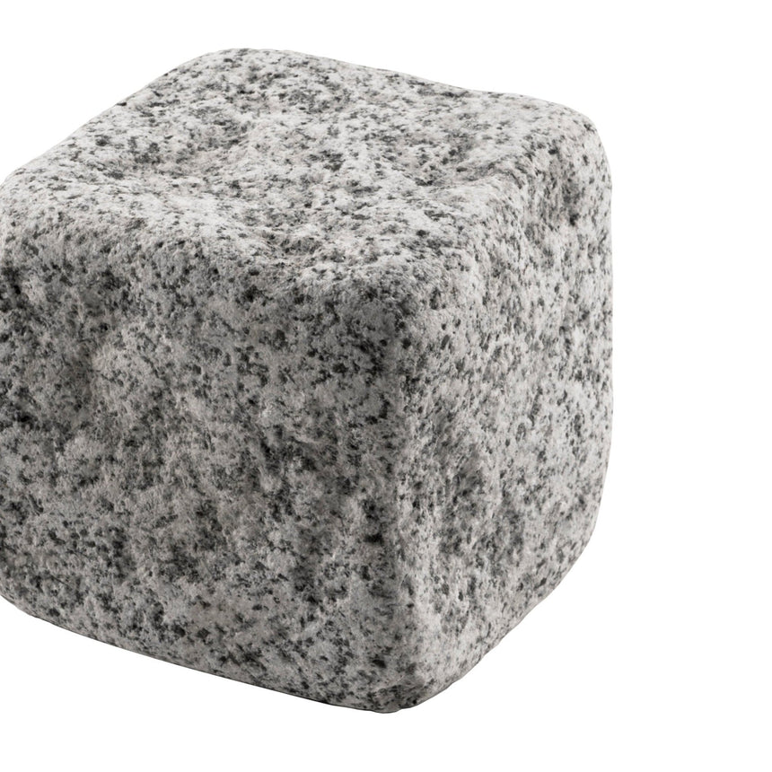 Smågatsten Bergama Granit Grå Tumlad 8/10 - Stenbolaget