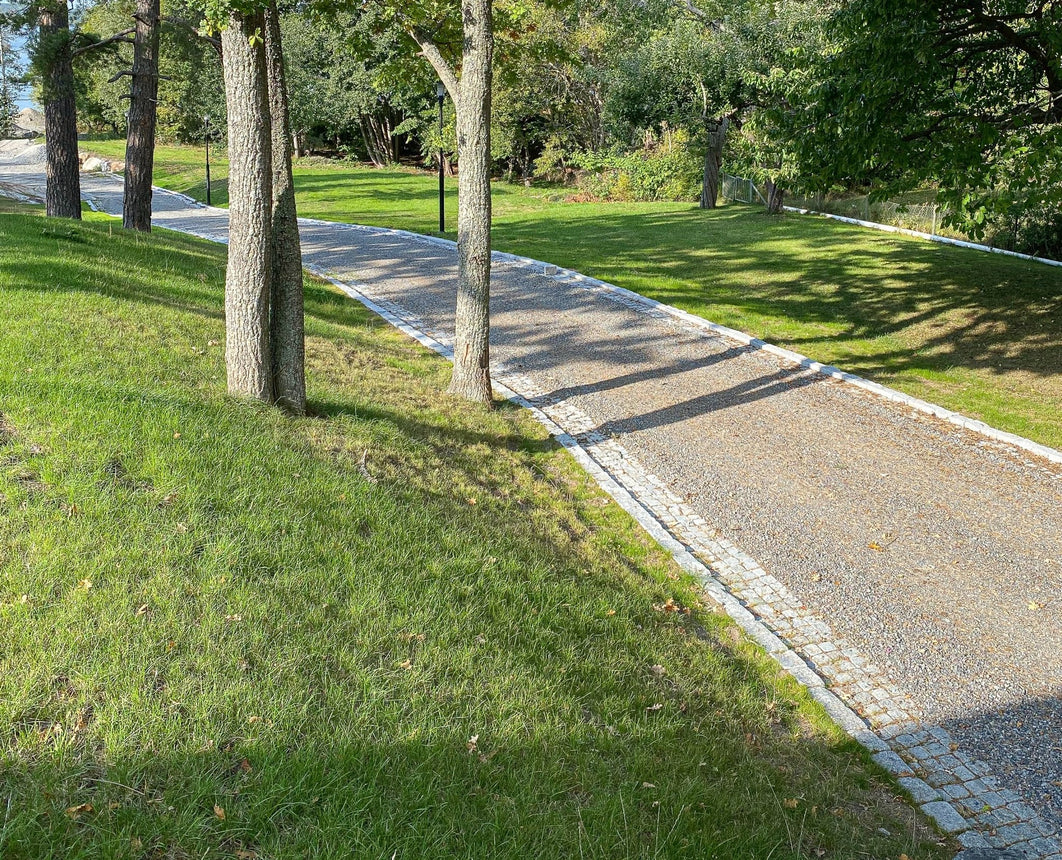 Smågatsten Bergama Granit Grå Tumlad 8/10 - Stenbolaget