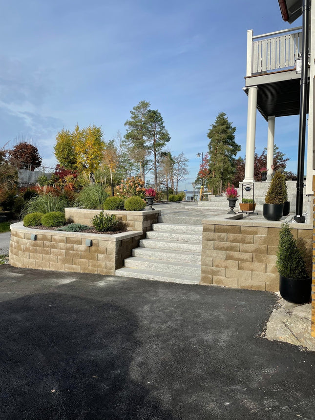 Stentrappa Bergama Granit Premium Grå 1200x350x150 - Stenbolaget