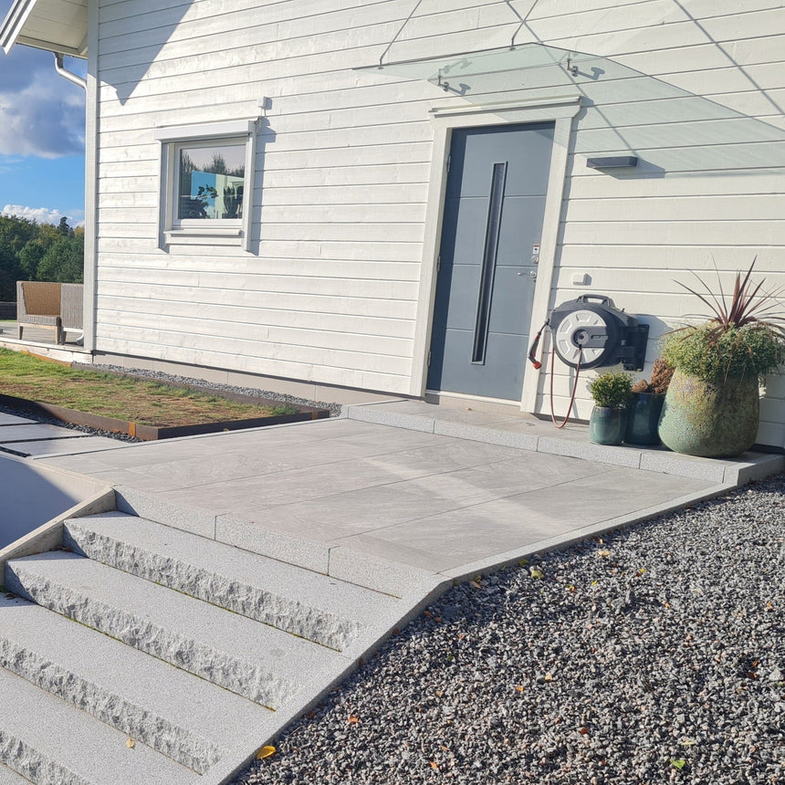 Trädgårdskantsten Bergama Granit Mini Modern Grå - Stenbolaget