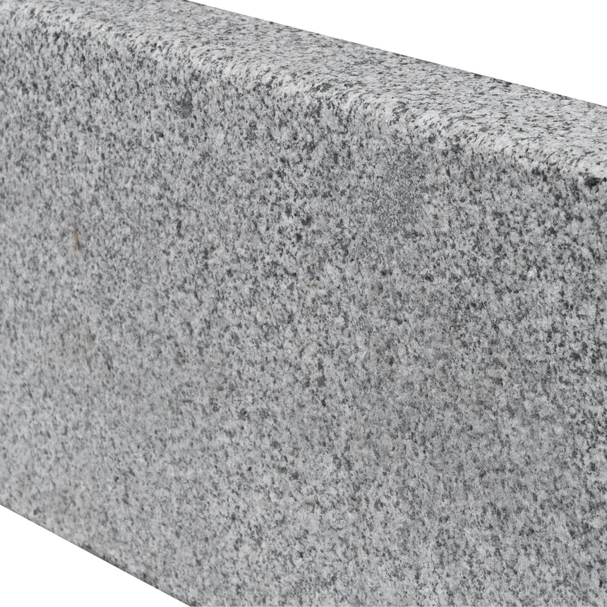 Trädgårdskantsten Bergama Granit XL Modern Grå - Stenbolaget